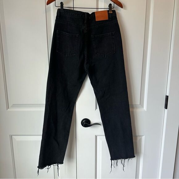 Princess Polly Size 6 Black High Rise Distressed Ankle Straight Leg Jeans - Picture 3 of 4